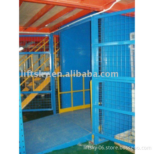 Chain lift platform
